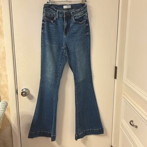 Vervet blue Style #T5277. Size 28